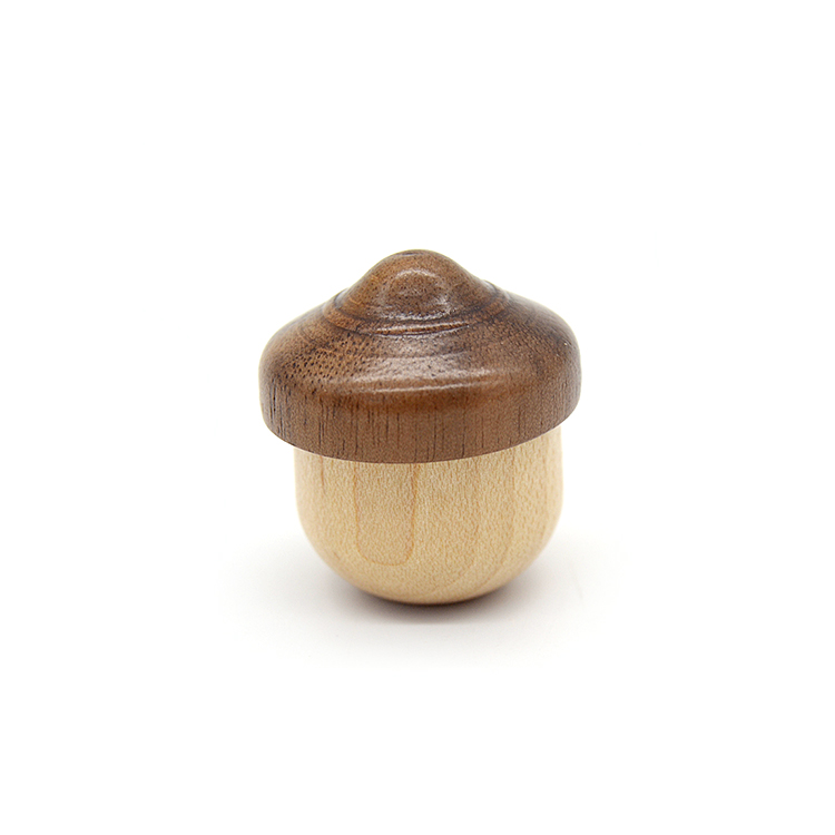 2020 creative new hazelnut shaped wooden usb storage device LWU1013